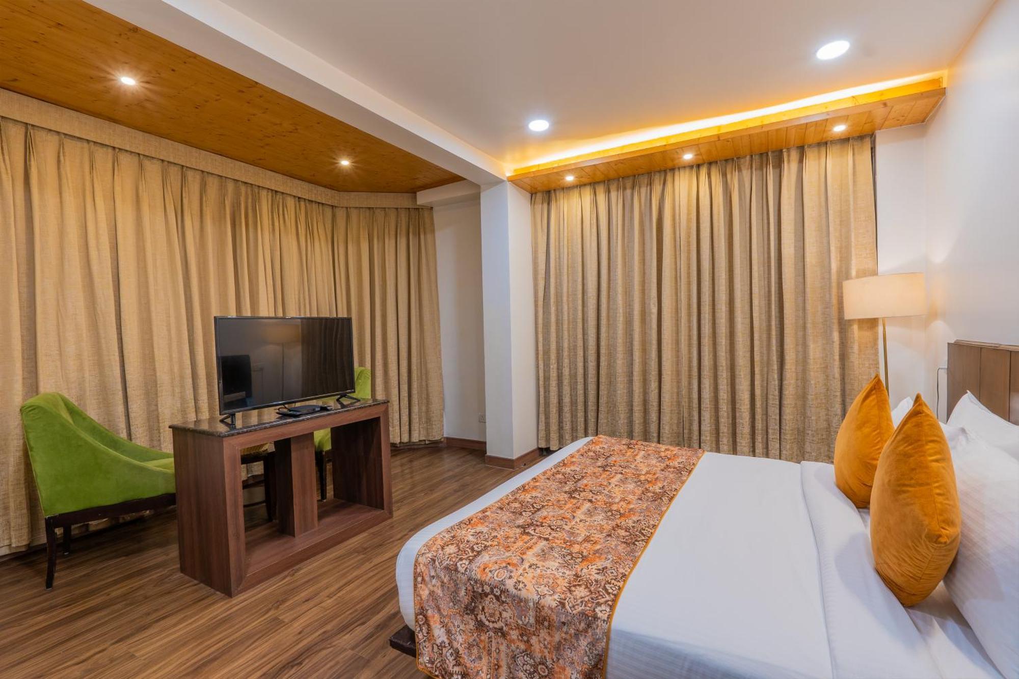 Woodrock Luxury Boutique Hotel Manāli Exterior foto